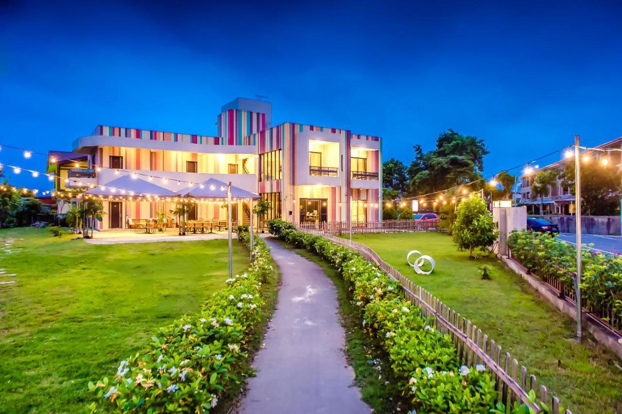Taitung Rainbow Pet Friendly Maison Resort Экстерьер фото